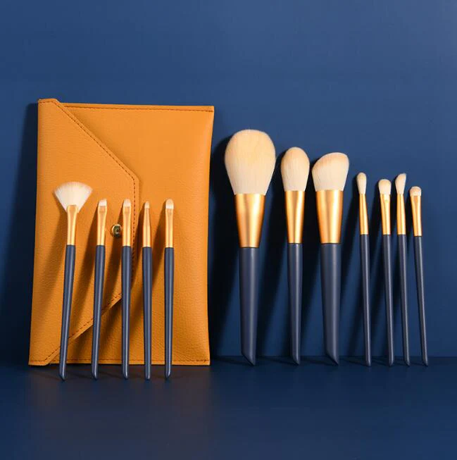 12PCS Natural Hair Makeup Brushes - Image 4