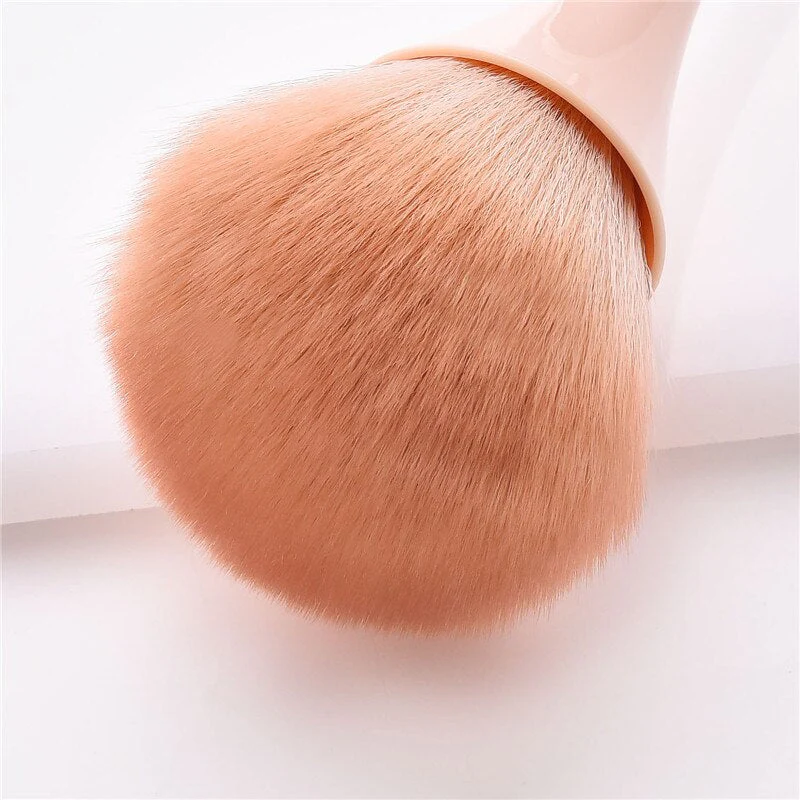 Professional Powder Blush Brush - Image 3