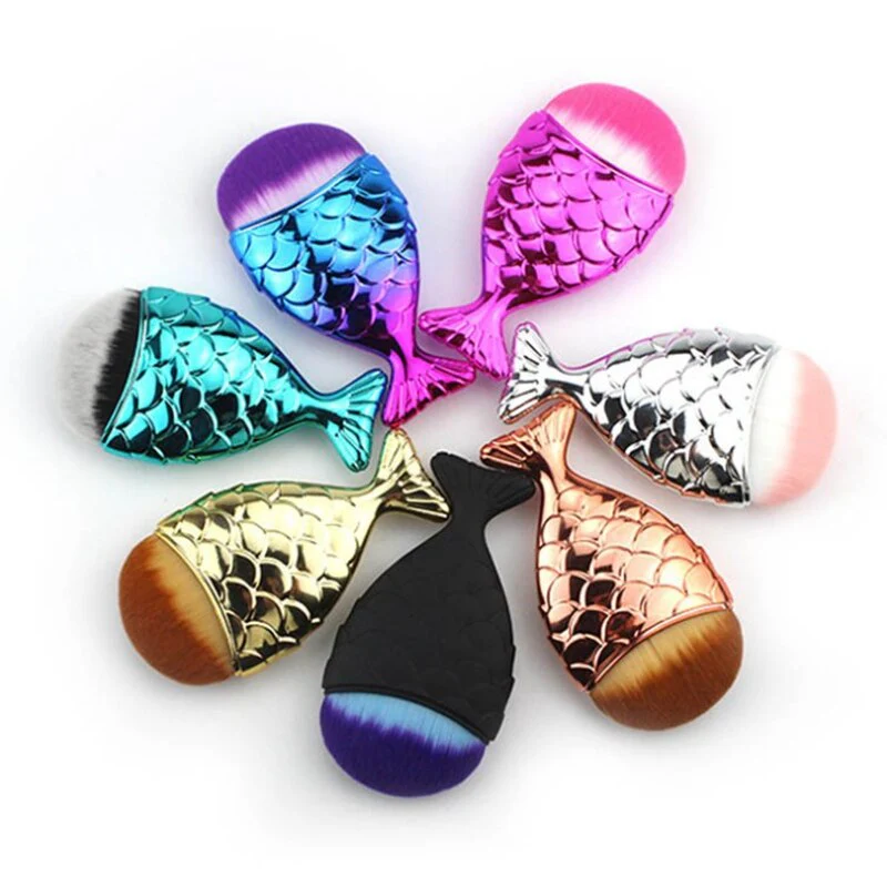 Mermaid Foundation Brush - Image 2